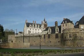 Hôtel Renova