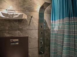 Kingdom Hotel