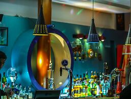 Kingdom Hotel