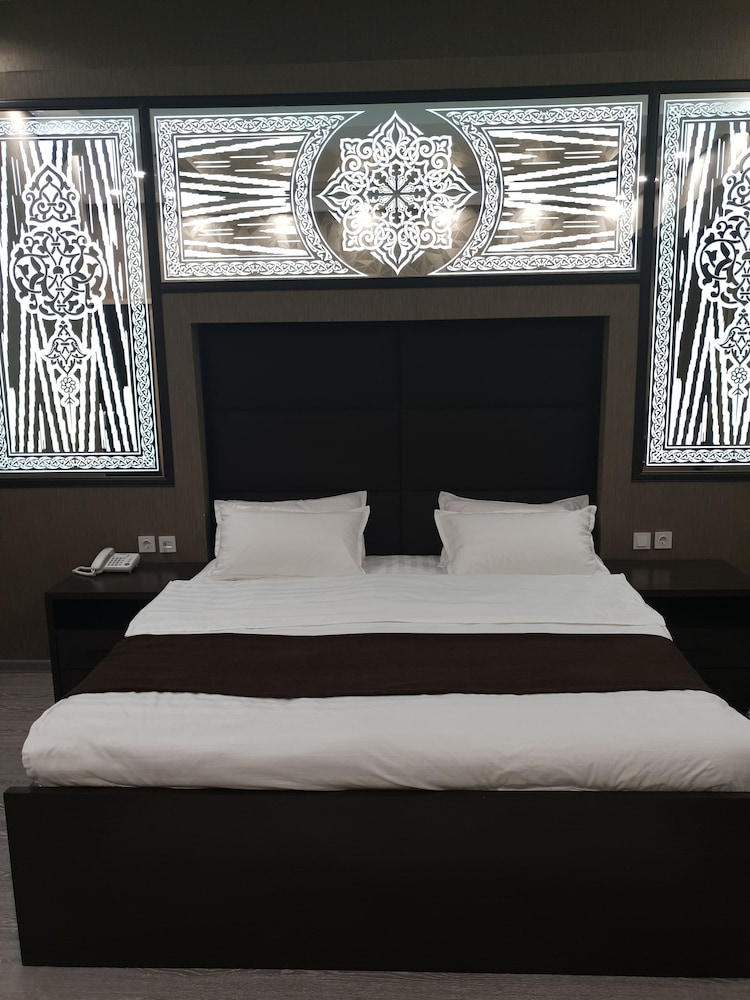 Safir Hotel