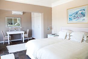 123 Ocean View Drive Apartment