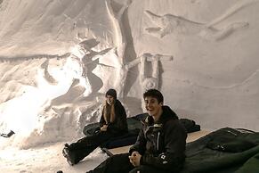 Blacksheep Village Igloo Chamrousse
