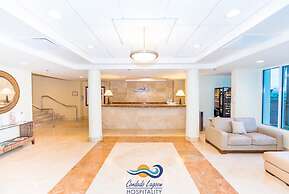 825 SEA & SUN Suite