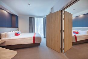 Holiday Inn Express Yerevan by IHG