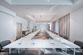Holiday Inn Express Yerevan by IHG