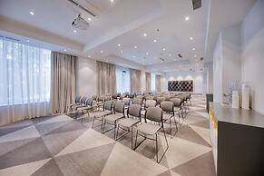 Holiday Inn Express Yerevan by IHG