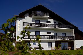 Garni Hotel & Ferienwohnungen Seeschlößchen
