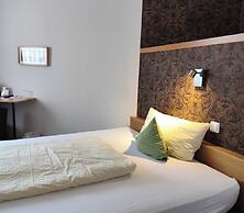 Garni Hotel & Ferienwohnungen Seeschlößchen