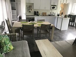 Moonriver Self-catering