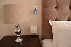 Caulfield self Catering