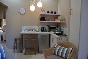 Caulfield self Catering