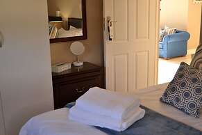 Caulfield self Catering