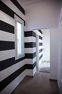 Acropolis detached house