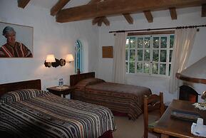 Las Palmeras Inn