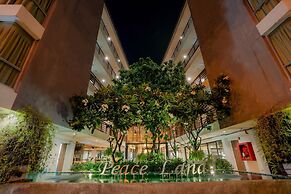 Peace Land Khaosan