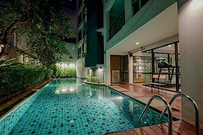 Peace Land Khaosan