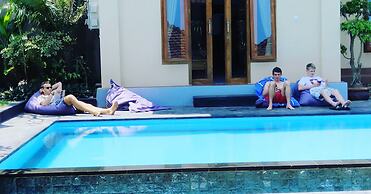 Medewi Beach Inn
