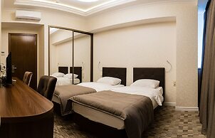 Cherry hotel