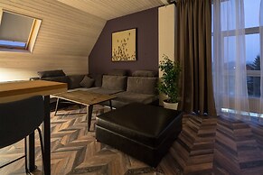 Stantsiya Narodnaya Hotel
