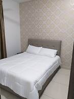 Raffles Suites Homestay