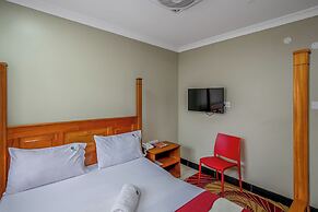 Palm Gardens and Guest House