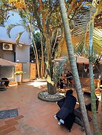 Palm Gardens and Guest House
