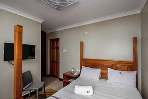 Palm Gardens and Guest House