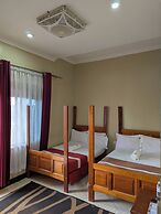 Palm Gardens and Guest House