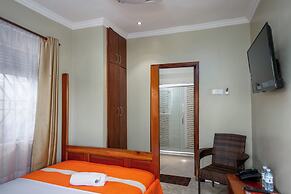 Palm Gardens and Guest House