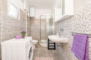 Apartments Maestral