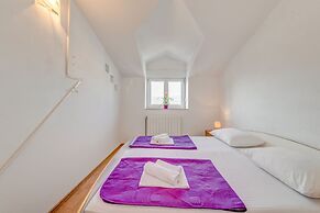 Apartments Maestral