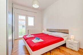 Apartments Maestral