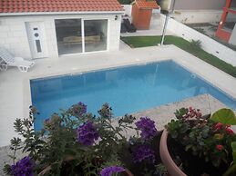 Apartments Maestral