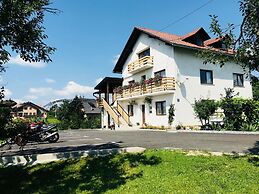 Guest House Klanfar