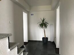 Guest House Klanfar