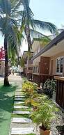 Jelly's Haven Resort