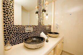 Perla Nera Suites
