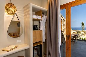 Perla Nera Suites