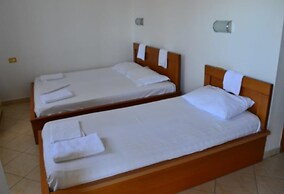 Hotel Alpine