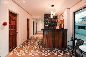 Kingswick Residences and Lodge