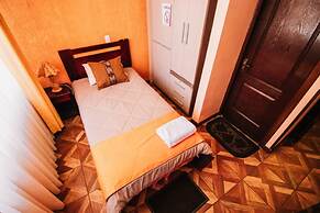 Las Tholas Hotel