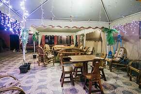 Las Tholas Hotel