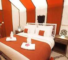 Sahara Stars Camp