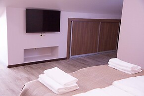 River Star Hotel