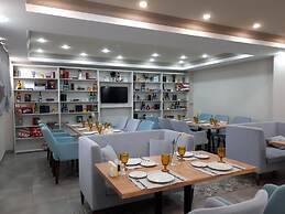 River Star Hotel