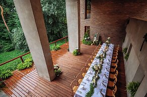 FOREST HOTEL