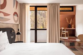 FOREST HOTEL