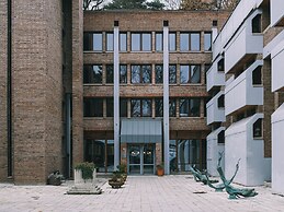 FOREST HOTEL