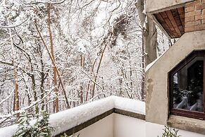 FOREST HOTEL