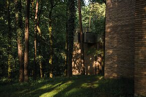 FOREST HOTEL